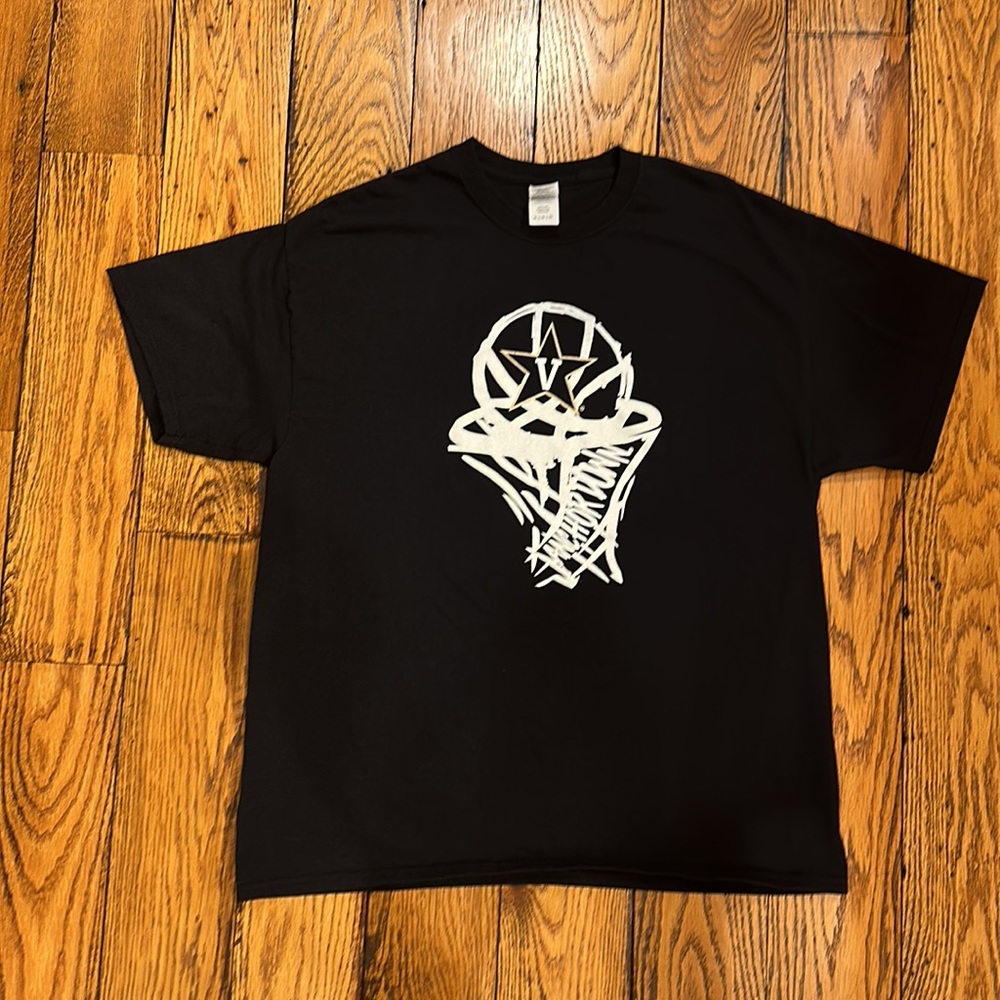 VANDERBILT MENS SIZE XL COTTON GILDAN ANCHOR DOWN BASKETBALL SHORT SLEEVE TSHIRT